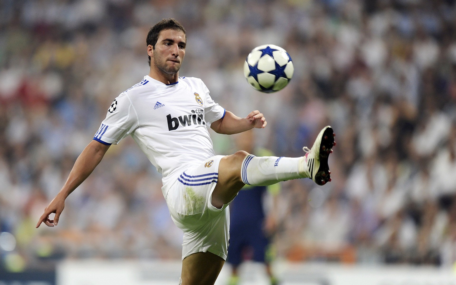 世界杯战场激情：每一秒都令人生畏的对抗，世界杯片段